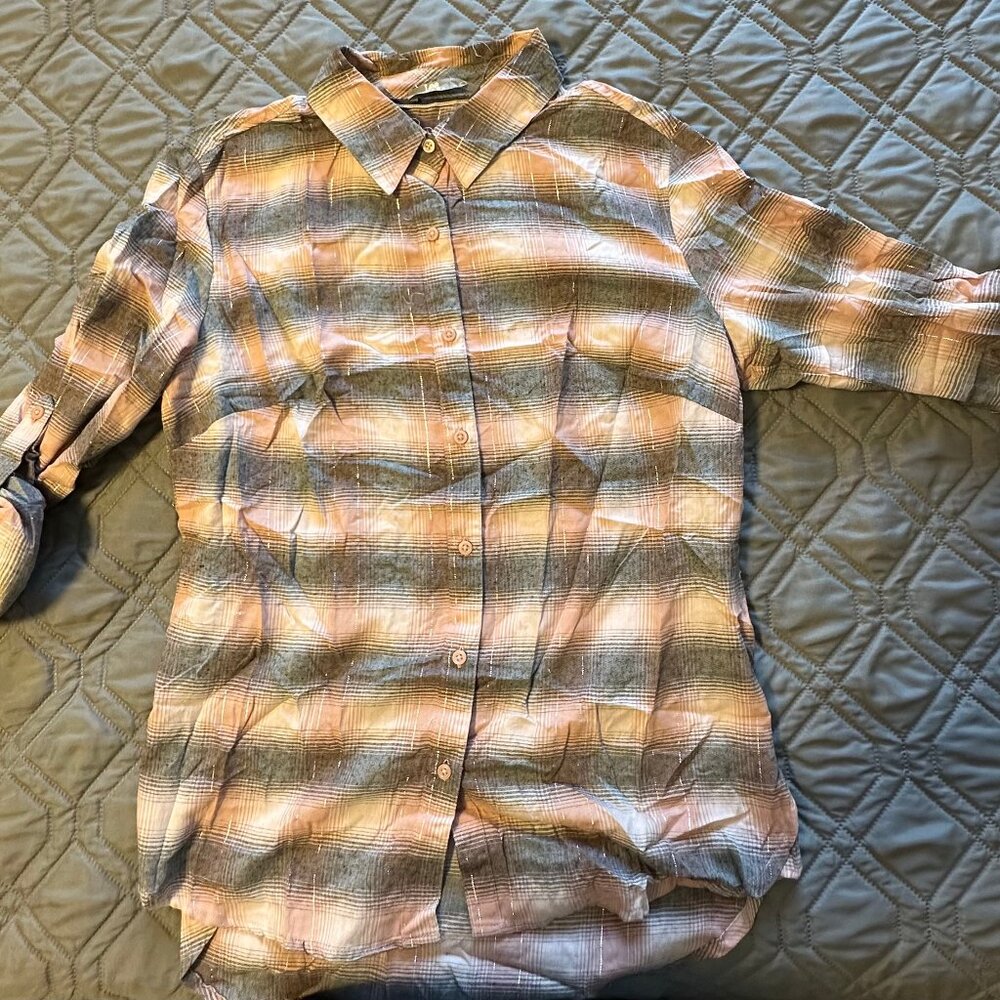 Riders by Lee Plaid Button Down Shirt | Pink White Grey Silver | Size Medium